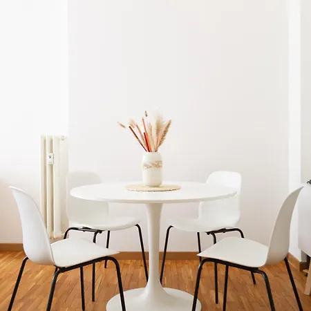 Bright Flat 2bdr Trastevere Area