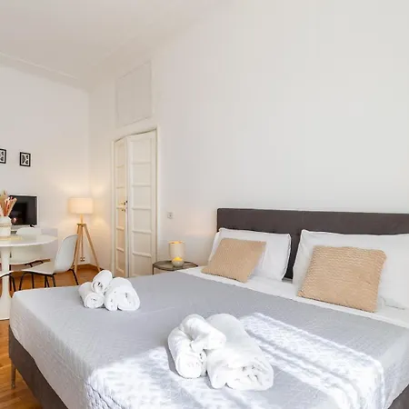 Bright Flat 2bdr Trastevere Area Lägenhet