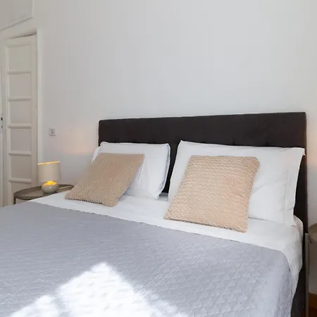 Bright Flat 2bdr Trastevere Area 아파트