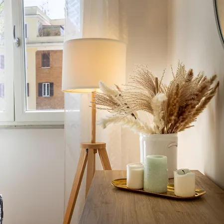 Bright Flat 2bdr Trastevere Area
